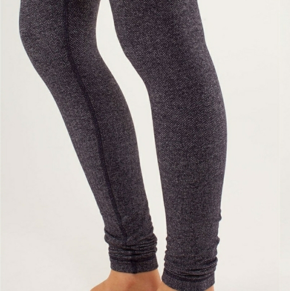 Lululemon Wunder Under Leggings - Picture 4 of 11